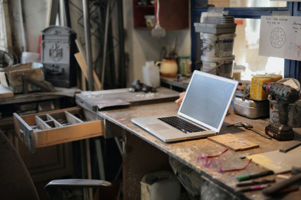 A garage home office can be a really cool place for you to be productive and getting more of out your space at home