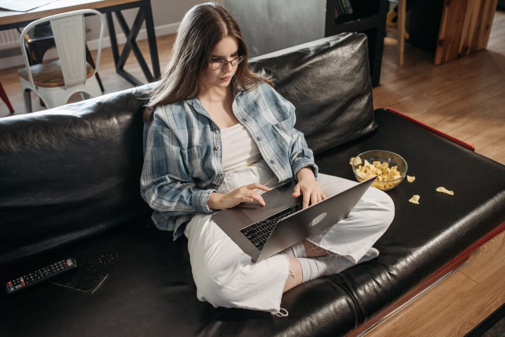 Gaining weight when working from home is very much down to the food you eat. By having unhealthy snacks available you will be more likely to eat too many of them